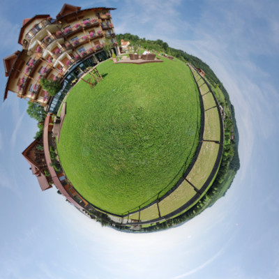 Little-Planet - Panorama - Kleinaspach - Hotel Sonnenhof - Landhaus - Wiese mit Weinbergblick Little-Planet - Panorama - Kleinaspach - Hotel Sonnenhof - Landhaus - Wiese mit Weinbergblick